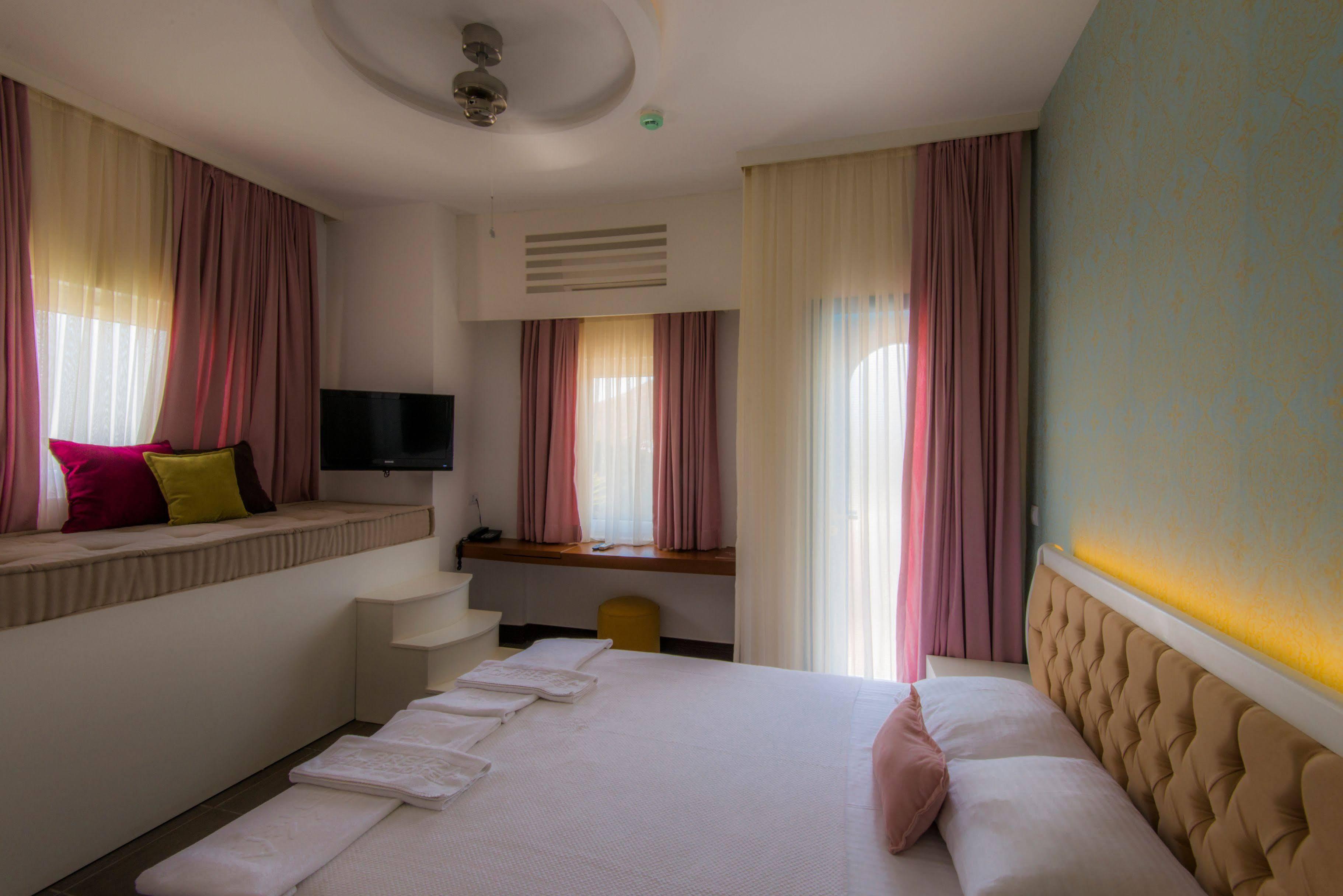 La Local Yalikavak Hotel Bodrum Kültér fotó